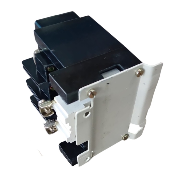 16A_4_pole_contactor_440V_bottom_view